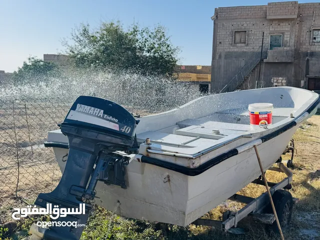 فلوكه بالمحرك