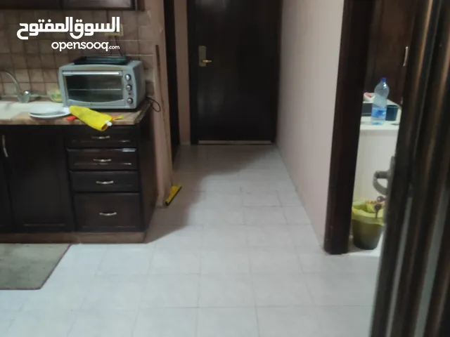 استديو للاجار ام الشرايط