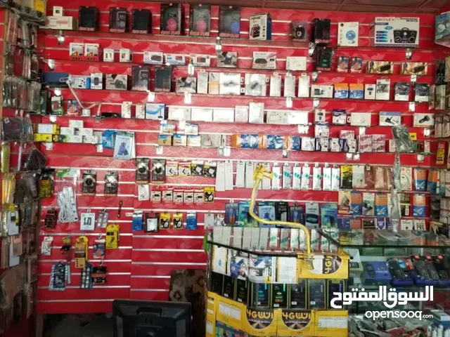 محل جوالات للبيع بسعر مغري
