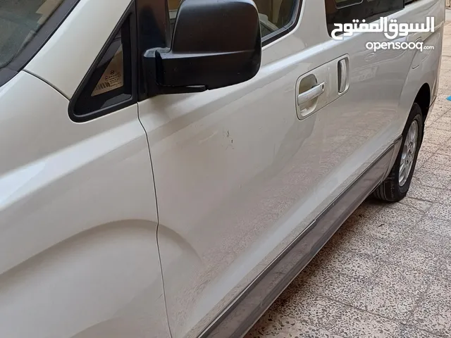 Used Hyundai H1 in Tripoli