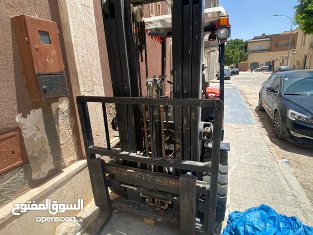 2020 Forklift Lift Equipment in Tripoli