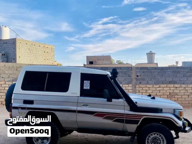 1994 تويوتا لاند كروزر Land Cruiser 70
