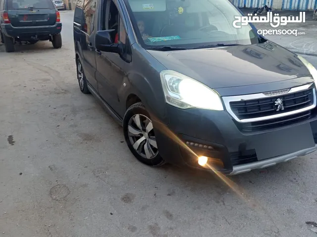 بيجو بارتنر 2017