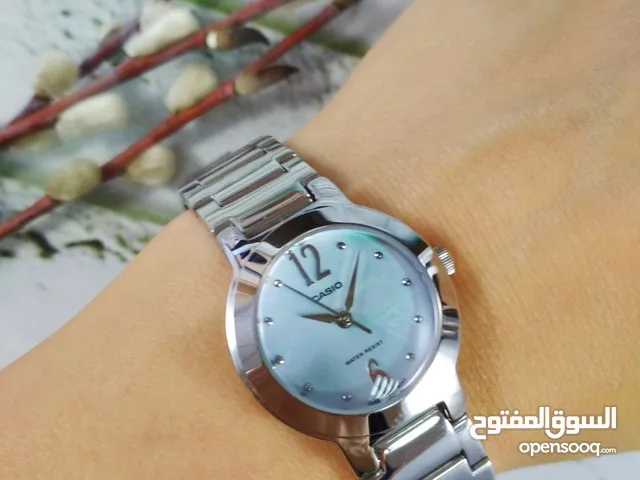 ساعه كاسيو اصلي لون مميز