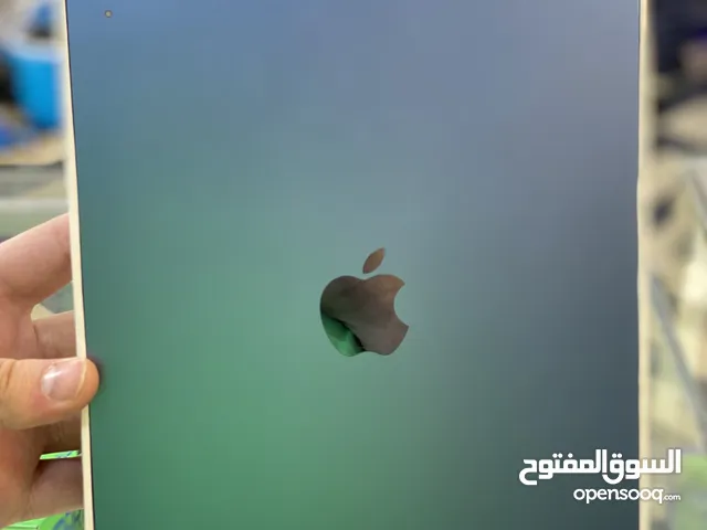 Ipad Air5 used for sale ///// ايباد اير5 مستعمل مع كرتونه واغراض وكالة ومكفول