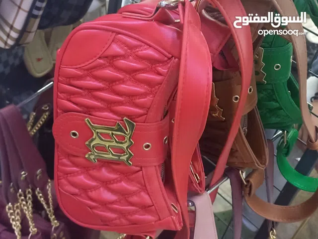 شروه شنط نسائية بسععر مغري جداا