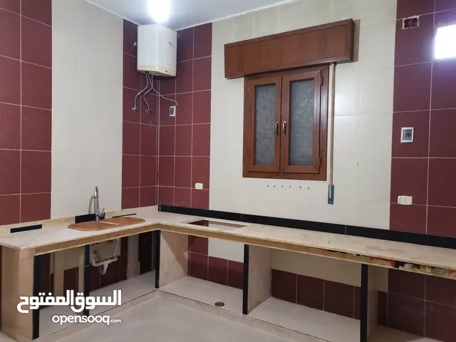 208 m2 3 Bedrooms Townhouse for Sale in Tripoli Khallet Alforjan