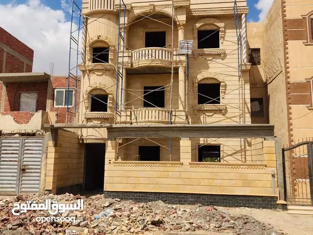 160 m2 2 Bedrooms Townhouse for Sale in Giza 6th of October