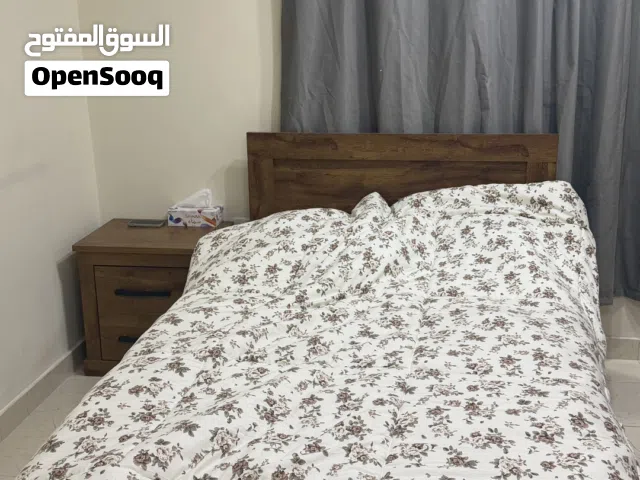 سرير مع كمدينو من بان هوم