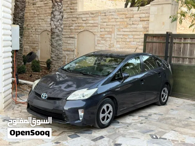 Used Toyota Prius in Amman