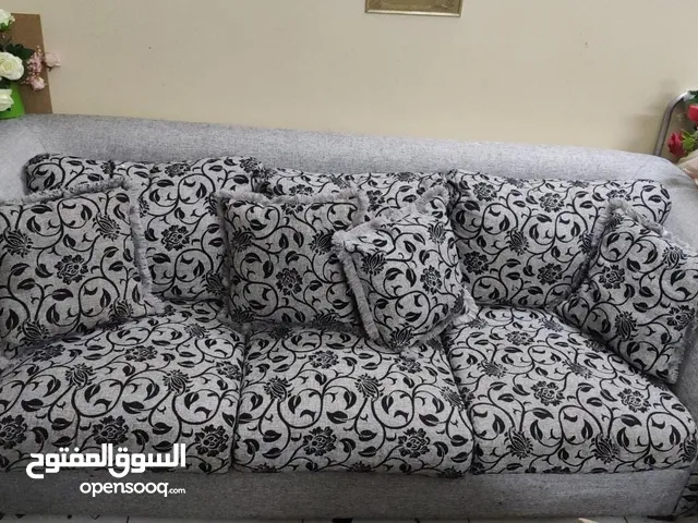 اثنين كنب صاله بحاله جيده