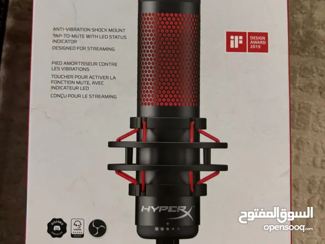 للبيع مايك  HYPERX QUADCASTTM معه جميع ملحقاته  نظيف بدون اي مشاكل