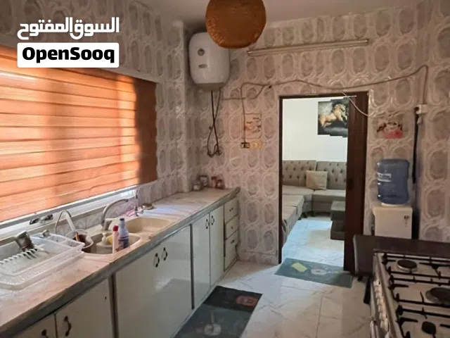 116 m2 3 Bedrooms Apartments for Sale in Zarqa Jabal Tareq