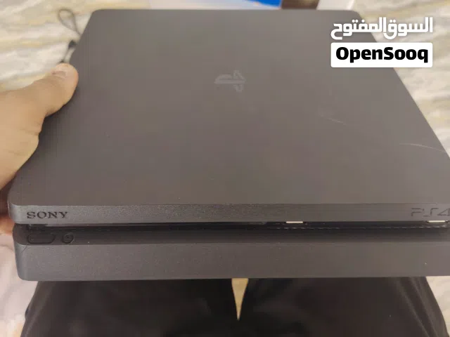 بلي PS4 للبيع جهاز نضيف كلش كامل ملحقاته