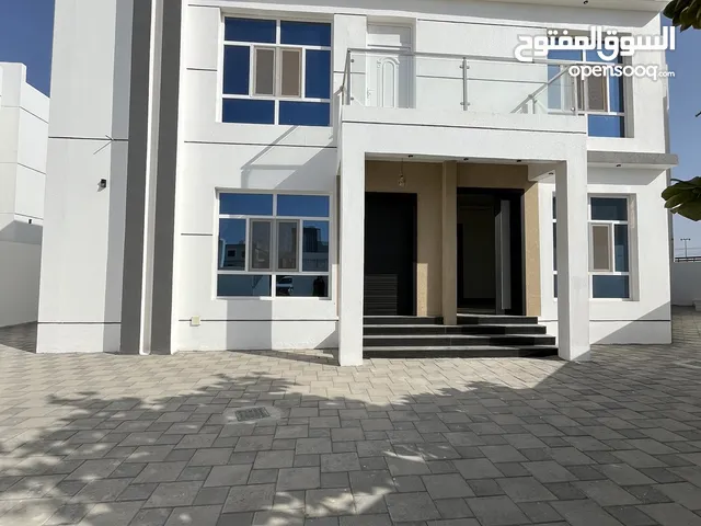 للبيع فيلا في معبيلة الجنوبية ( خلف ممشى )