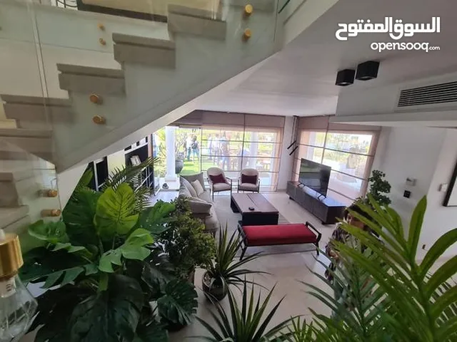 240m2 4 Bedrooms Villa for Sale in Cairo Madinaty