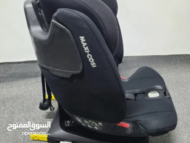 Maxi-Cosi Titan S i-Size Car Seat, G-CELL Side Impact Protection, Adjustable Recline