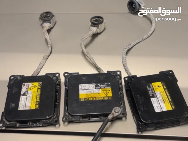 كمبيوترات زنون لكسز ويركب لجميع السيارات