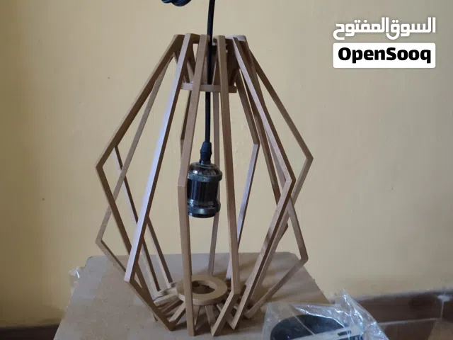 ثريا مزخرفة مصنوعة يدوياً للبيع