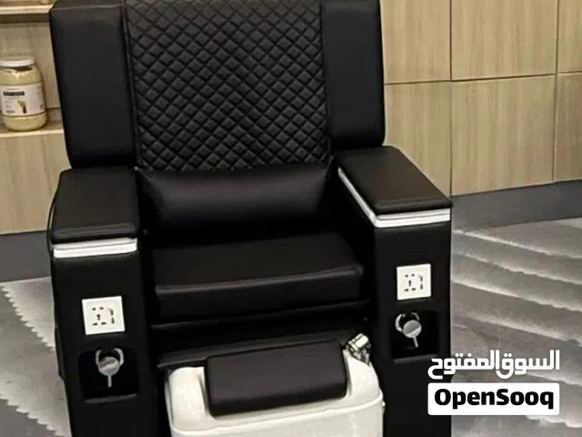 كرسي مساج وبديكير ومانيكير