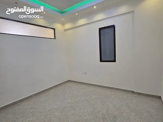 2000ft 4 Bedrooms Apartments for Rent in Ajman Al Rawda