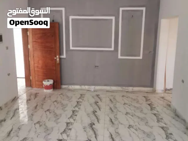 250 m2 3 Bedrooms Townhouse for Rent in Tripoli Tajura