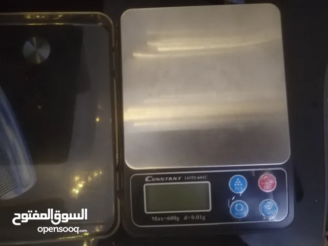 ميزان الذهب دقيق جدا يزن بالجرام الواحد واقل