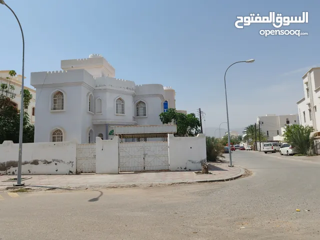 295m2 3 Bedrooms Townhouse for Sale in Muscat Ansab