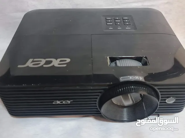 Acer X118H DLP 4000 Lumens Projector, less than 100 Hours Used