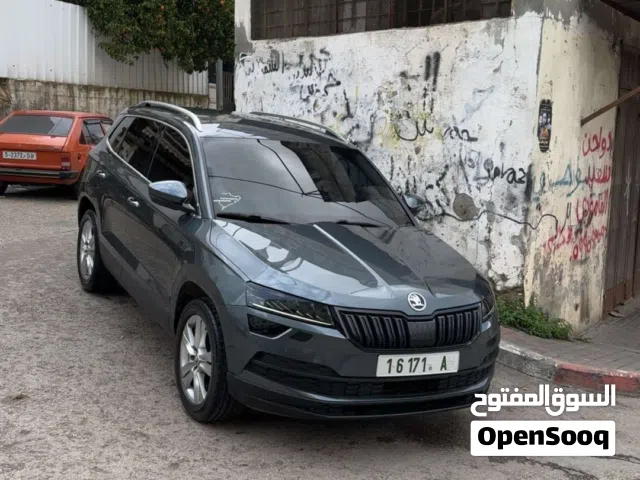 2020, سكودا, كاروك, Standard