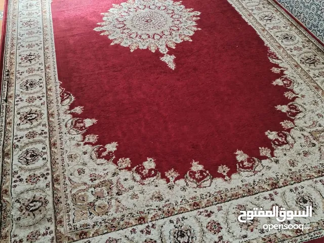 زربية أنيقة تقليدية مغربية اصيلة بحالة ممتازة