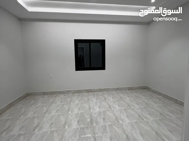 300 m2 2 Bedrooms Apartments for Rent in Al Riyadh An Narjis