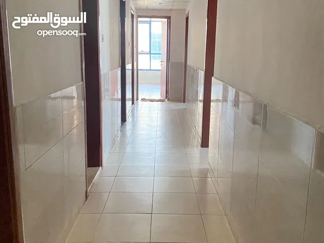 للبيع شقه ف ابراج الخور عجمان