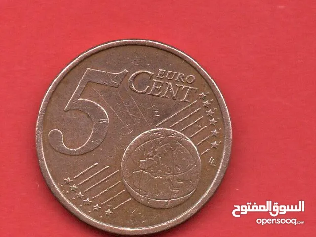 عملات قديمة مختلفة