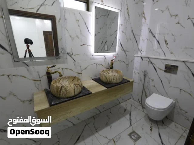 620 m2 More than 6 bedrooms Villa for Sale in Irbid Al Rahebat Al Wardiah