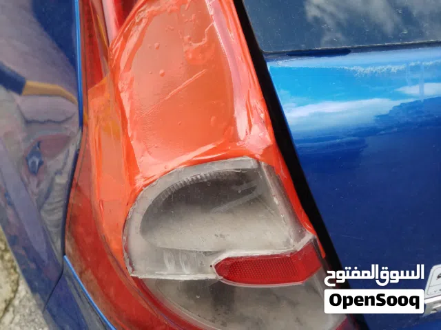 مطلوب ضوء خلفي يسار مستعمل 2010 رينو سانديرو اللي عنده يتواصل معي