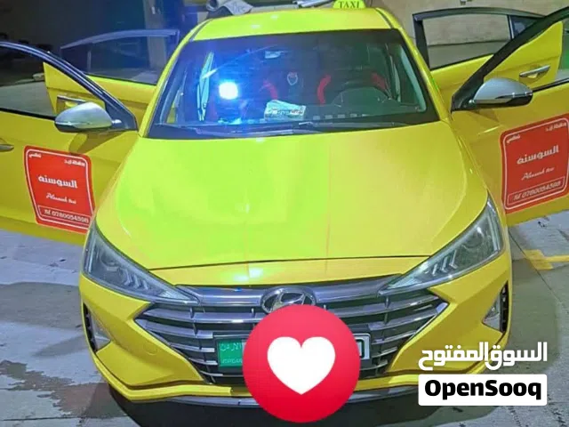 2020 هيونداي افانتي Limited