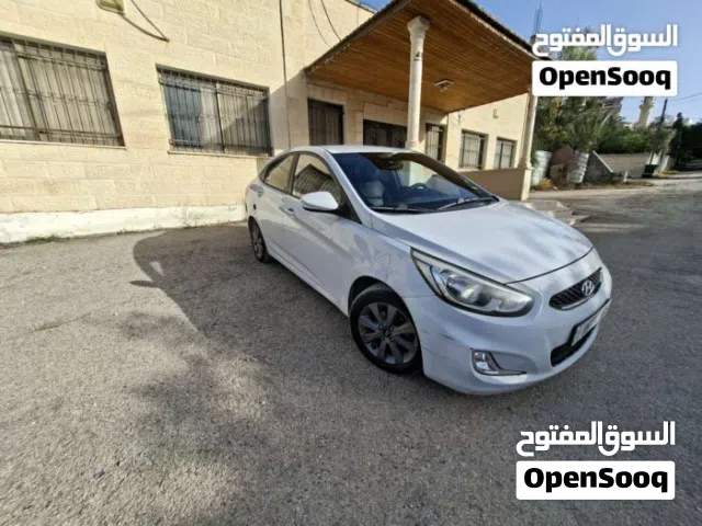 2019 Hyundai Accent Standard