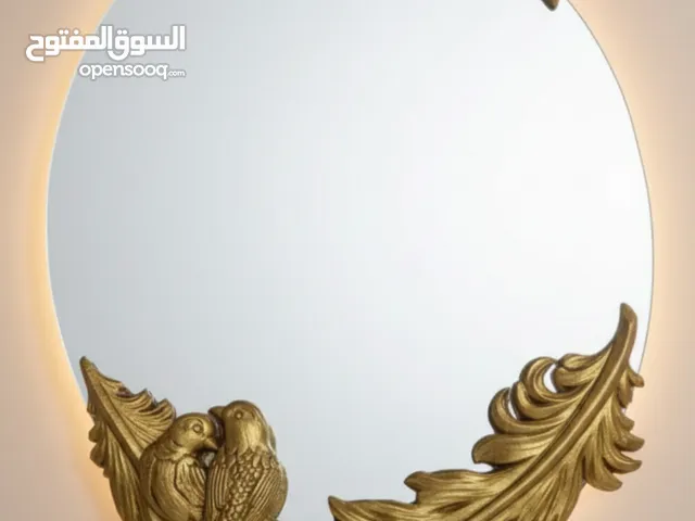 برواز مراية بيضاوي مضئ