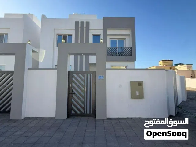 255 m2 4 Bedrooms Villa for Sale in Muscat Amerat