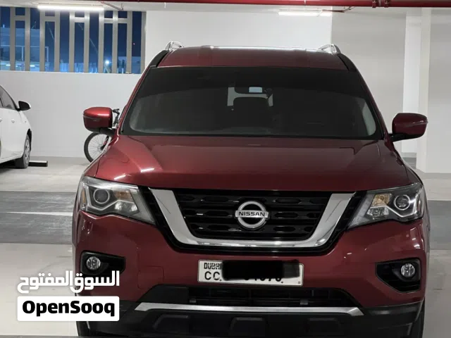 2017 نيسان باثفايندر SV