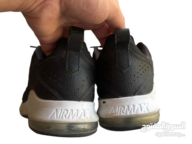 44 Casual Shoes in Irbid