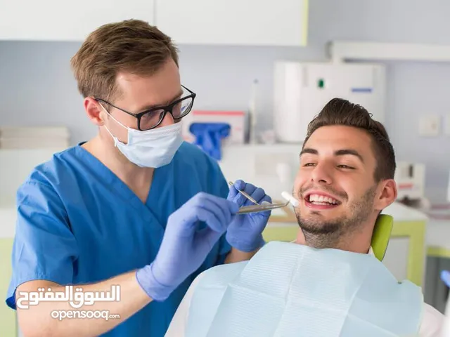 poly clinic dental clinic in Jumeirah 1 عياده متعددة التخصصات و طب اسنان وتجميل اسنان للبيع جميرا 1