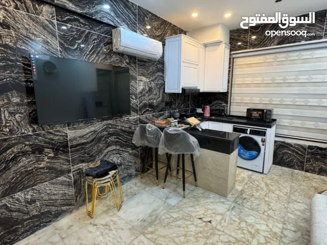 شقه مفروشه VIP زيزو تقع شارع فلسطين