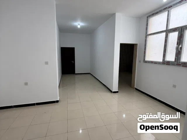250 m2 3 Bedrooms Apartments for Rent in Benghazi Shabna