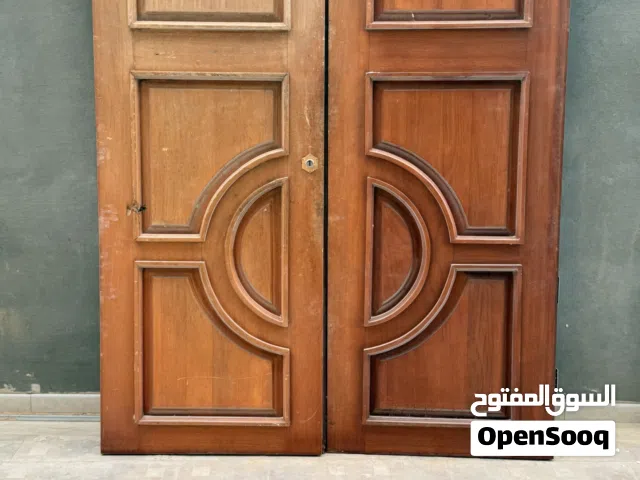 أبواب مستعملة