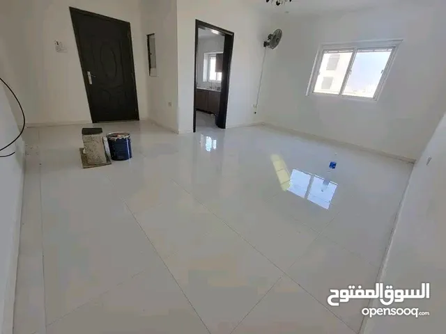 1111m2 3 Bedrooms Apartments for Rent in Northern Governorate Saar