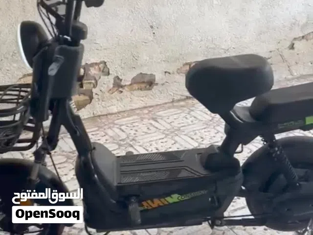 2025 بياجيو BV 200