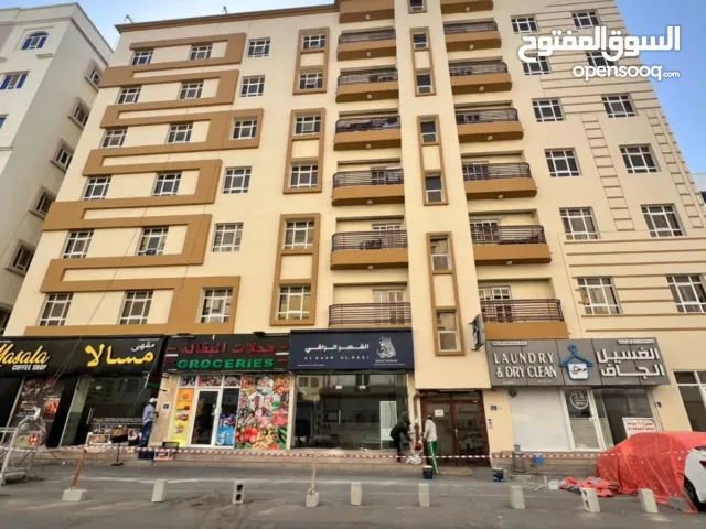 شقة للبيع غرفتين نوم  بولاية بوشر. بعائد استثماري لا يقل عن 8% بالقرب من مول عمان