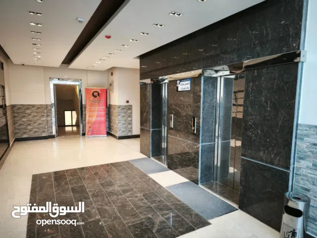 مكتب راقٍ للإيجار في قلب إربد – موقع مثالي لأعمالك!